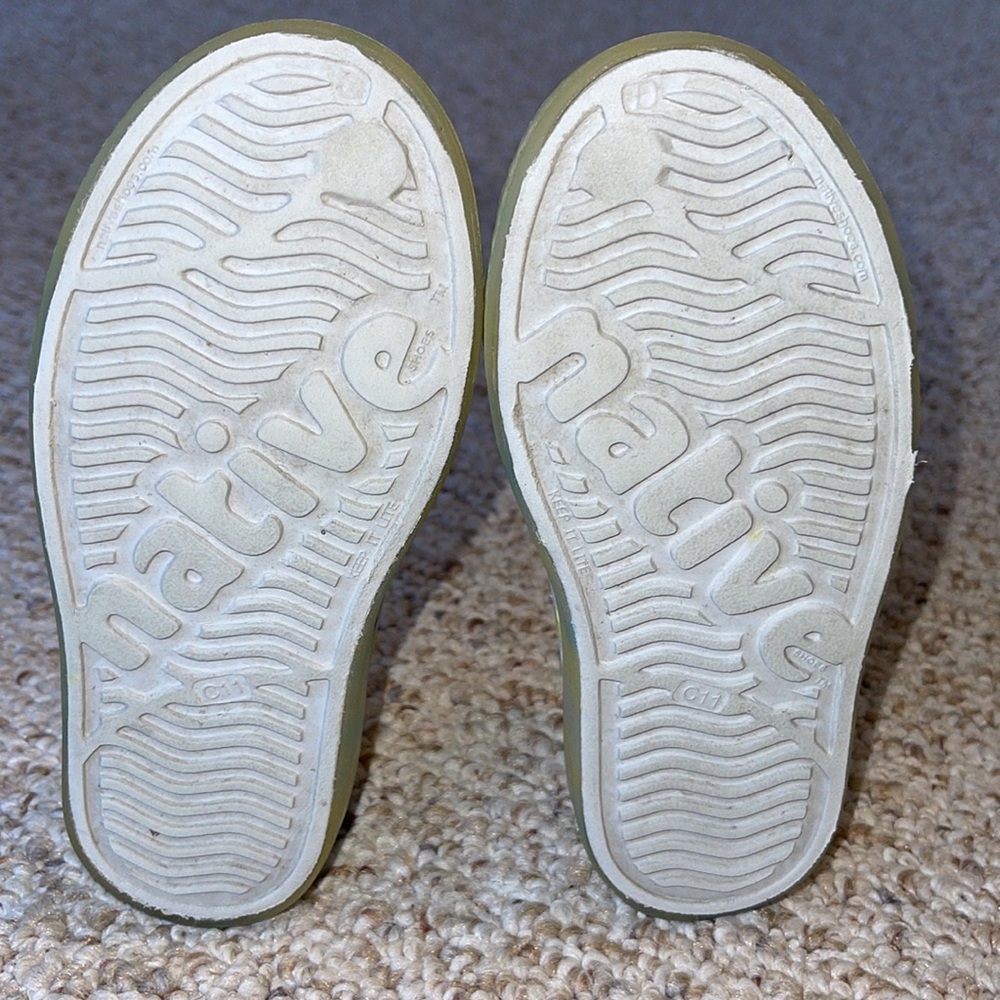 Native Shoes - Picture 6 of 7
